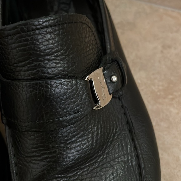 MEN’S SALVATORE FERRAGAMO  LOAFER SIZE 11D🤎🖤🩶 - Picture 2 of 7